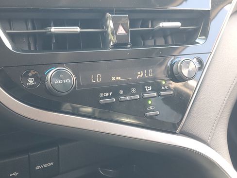 Certified 2023 Toyota Camry XLE image 29