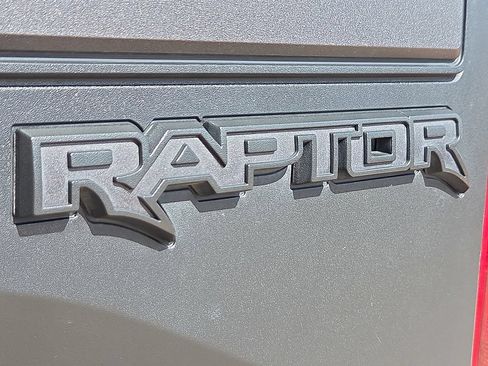 Used 2020 Ford F150 Raptor w/ Equipment Group 802A Luxury AWD/4WD image 14