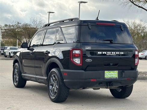 Used 2021 Ford Bronco Sport Badlands image 3