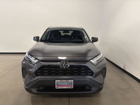 Used 2023 Toyota RAV4 LE AWD/4WD image 8