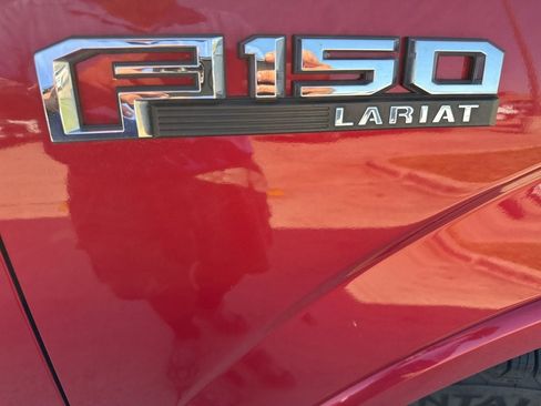 Used 2020 Ford F150 Lariat w/ Equipment Group 502A Luxury AWD/4WD image 15