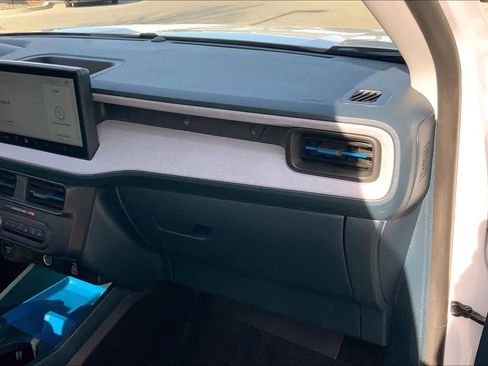 Used 2025 Ford Maverick XLT w/ Equipment Group 302A image 19