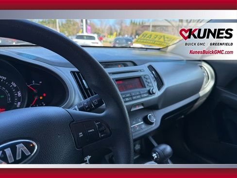 Used 2015 Kia Sportage LX image 16