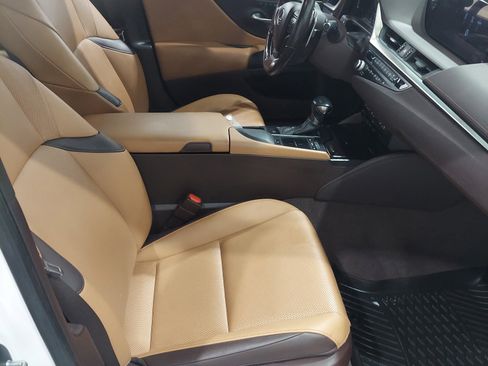 Used 2021 Lexus ES 250 AWD/4WD image 20