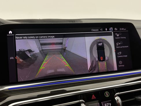 Used 2019 BMW X5 xDrive50i w/ M Sport Package AWD/4WD image 25
