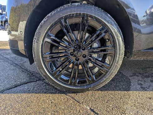 New 2026 Land Rover Range Rover Long Wheelbase SE image 21