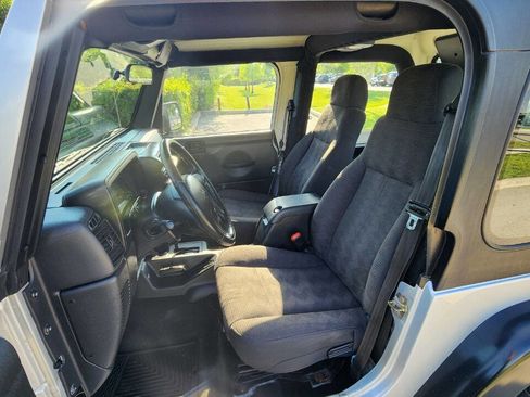 Used 2003 Jeep Wrangler Rubicon image 11