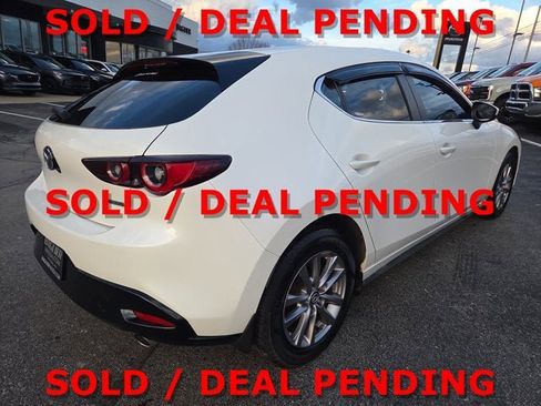 Certified 2022 MAZDA MAZDA3 s image 5