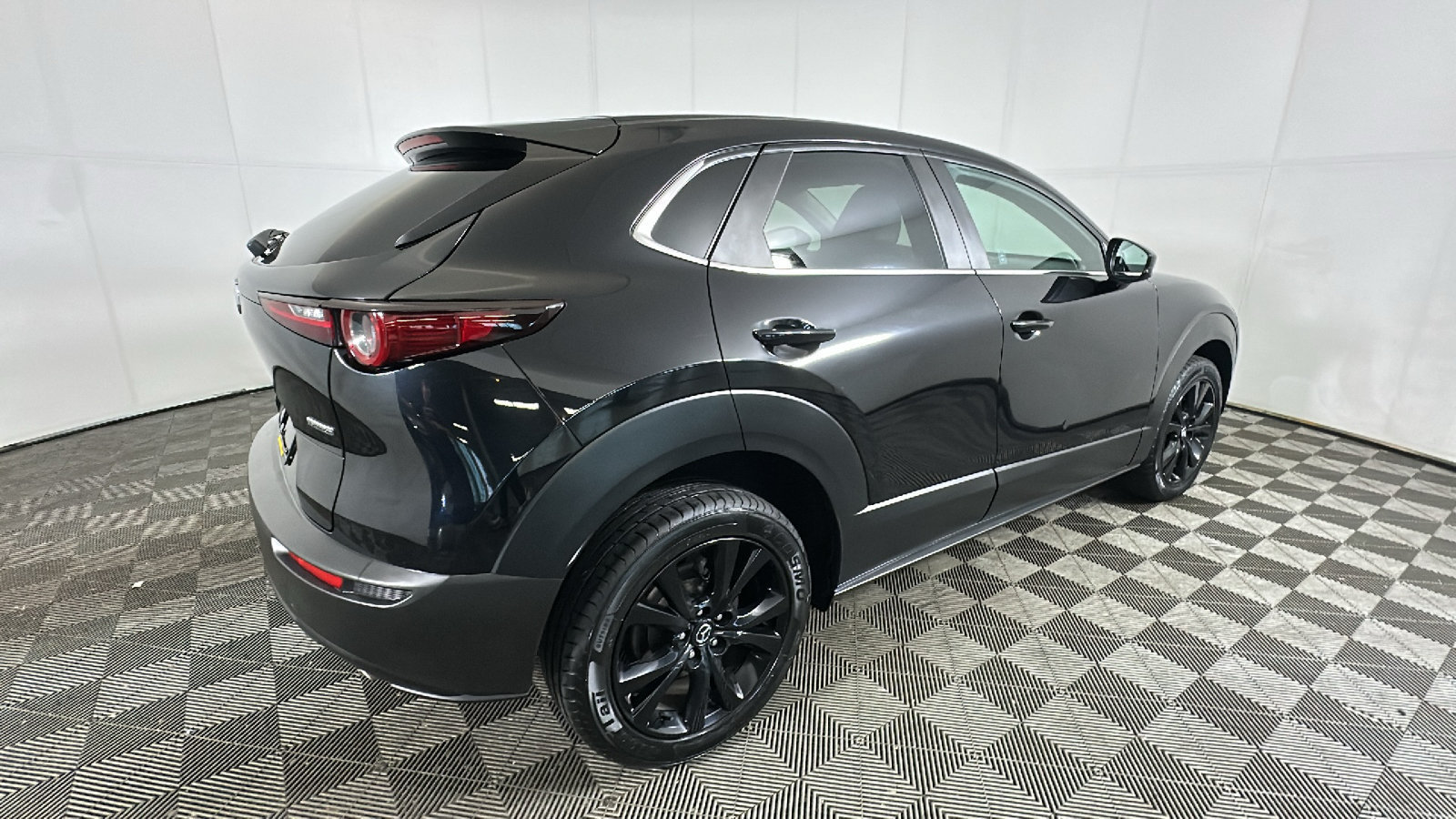 Used 2024 MAZDA CX-30 AWD 2.5 S w/ Select Sport Pkg image 3