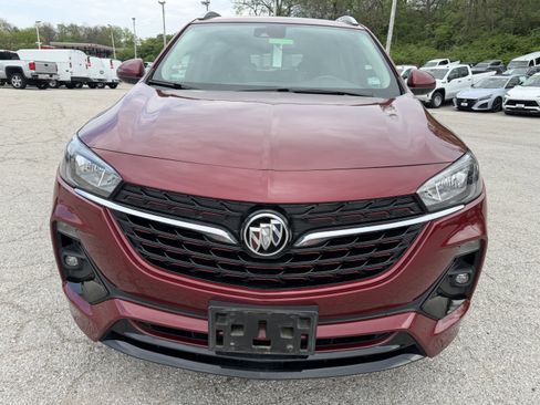 Used 2023 Buick Encore GX Select w/ Sport Touring Package image 2