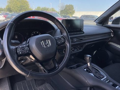 Used 2023 Honda HR-V Sport image 10