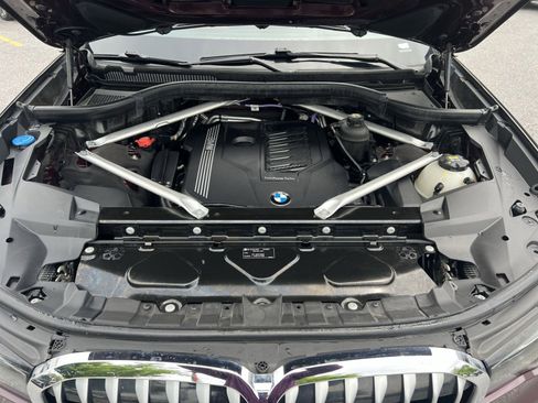 Used 2022 BMW X7 xDrive40i w/ Executive Package AWD/4WD image 29