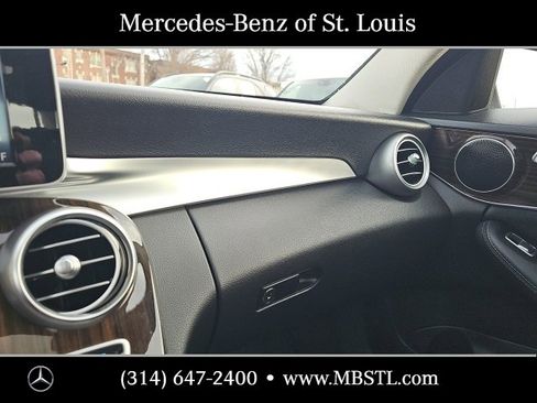 Used 2018 Mercedes-Benz C 300 4MATIC Sedan image 28