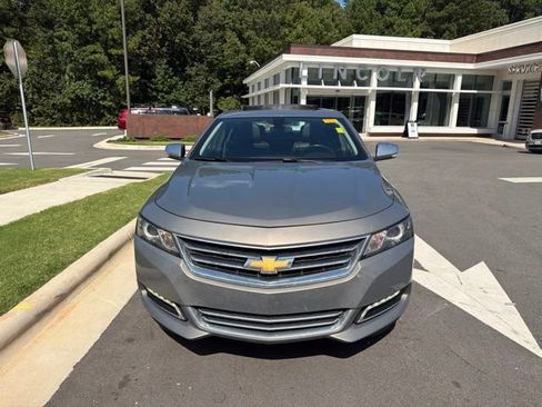 Used 2019 Chevrolet Impala Premier FWD image 8