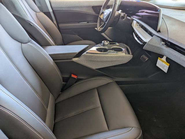 Used 2026 Cadillac Optiq Sport 1 RWD image 13