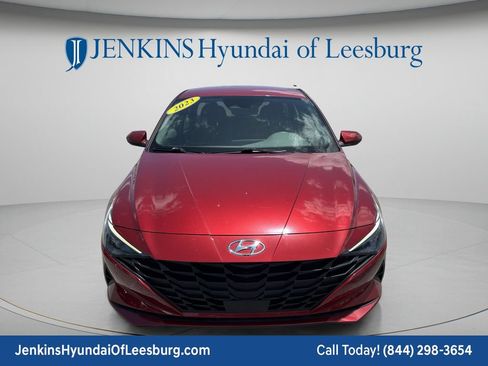 Certified 2023 Hyundai Elantra SEL w/ Convenience Package FWD image 13