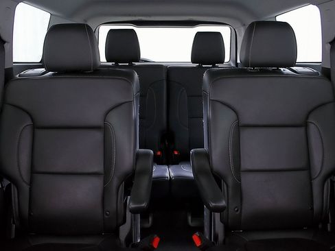 Used 2020 GMC Acadia SLT image 16