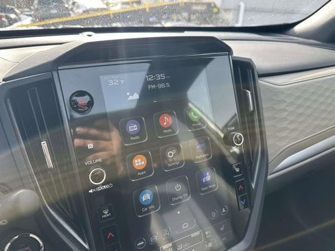 Certified 2025 Subaru Forester Premium image 23