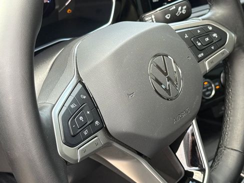 Used 2024 Volkswagen Jetta SEL FWD image 29