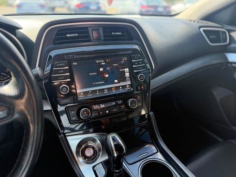 Used 2017 Nissan Maxima 3.5 SV image 14