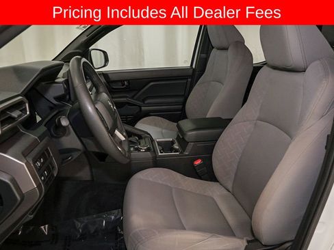 Certified 2024 Toyota Tacoma SR5 AWD/4WD image 9