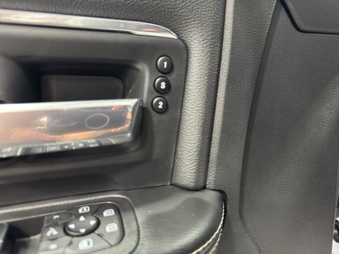 Used 2025 RAM 2500 Laramie image 27