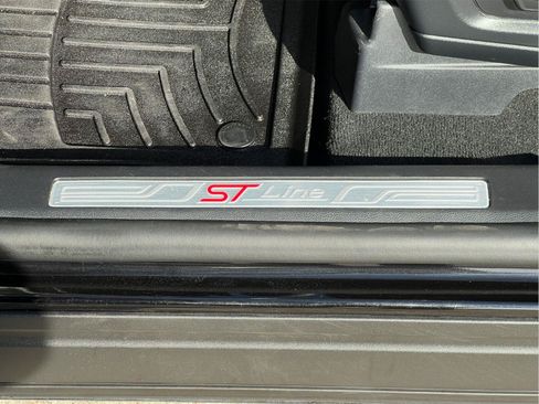 Certified 2026 Ford Explorer ST-Line w/ ST-Line Street Pack RWD image 21