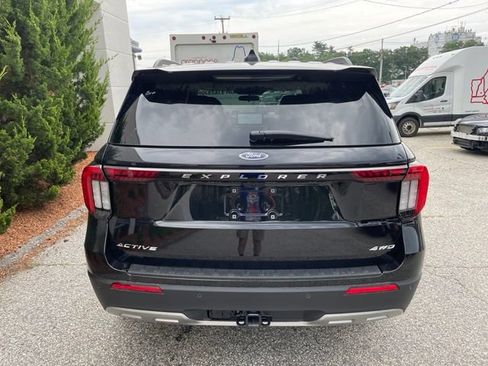 New 2026 Ford Explorer Active w/ Active Comfort Package AWD/4WD image 8