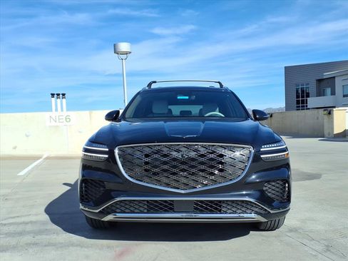 Certified 2026 Genesis GV70 2.5T Advanced image 2