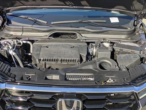 New 2025 Honda Pilot Touring image 17