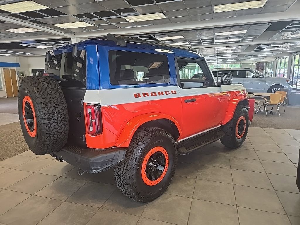 Used 2025 Ford Bronco Stroppe Edition AWD/4WD image 4