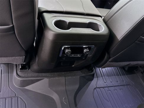 New 2026 GMC Yukon XL Denali w/ Sun & Power Step Package AWD/4WD image 20
