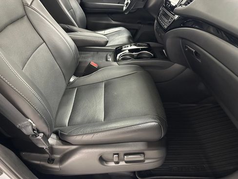 Used 2019 Honda Pilot Elite image 62