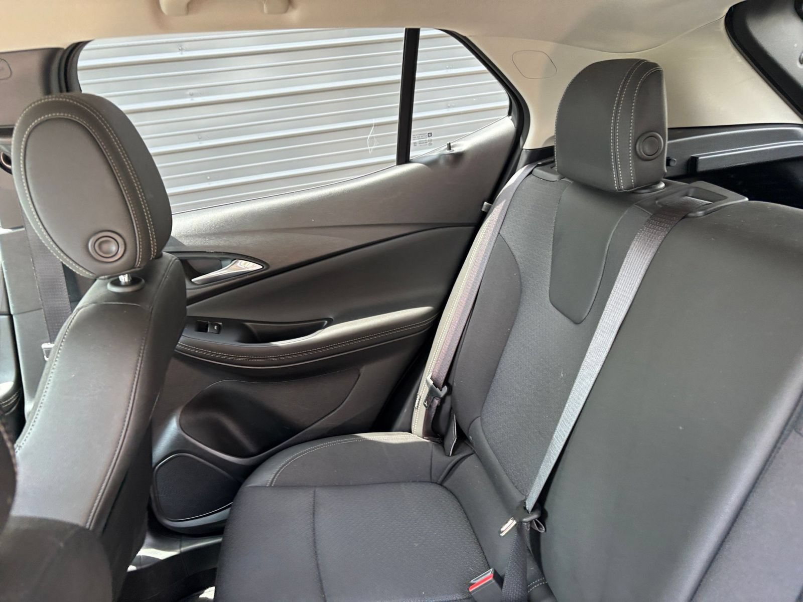 Used 2025 Buick Encore GX Preferred FWD image 34