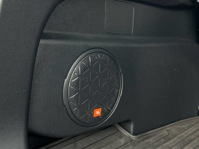 Used 2019 Toyota RAV4 XLE Premium w/ Cold Weather Package AWD/4WD image 12