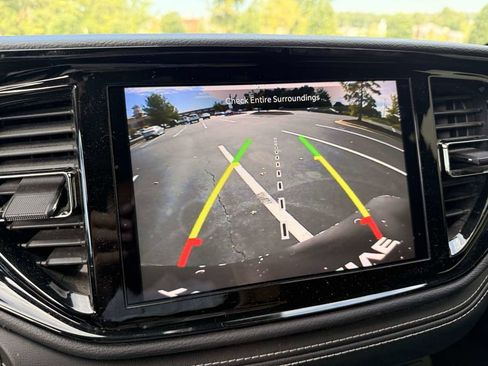 Used 2021 Dodge Durango SRT w/ Technology Group image 12