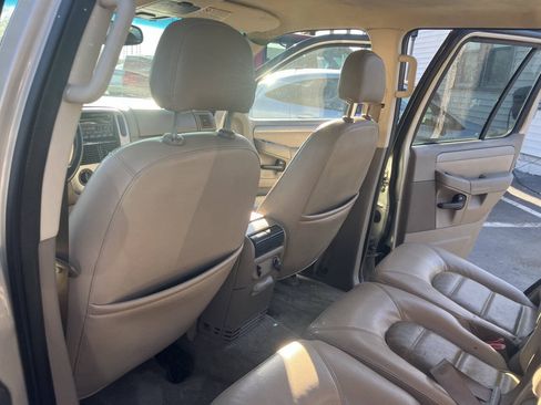 Used 2004 Ford Explorer Sport XLT AWD/4WD image 26