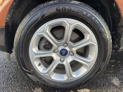 Used 2018 Ford EcoSport SE w/ SE Convenience Package image 12