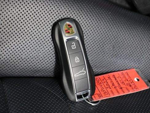 Certified 2023 Porsche Panamera GTS AWD/4WD image 34