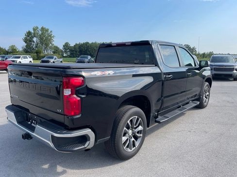 Used 2023 Chevrolet Silverado 1500 LT AWD/4WD image 8