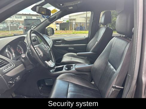 Used 2019 Dodge Grand Caravan GT FWD image 14