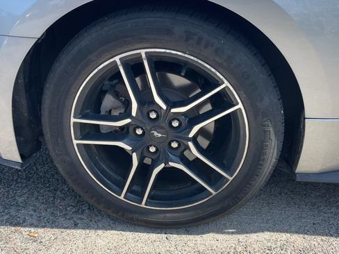Used 2020 Ford Mustang Premium RWD image 10