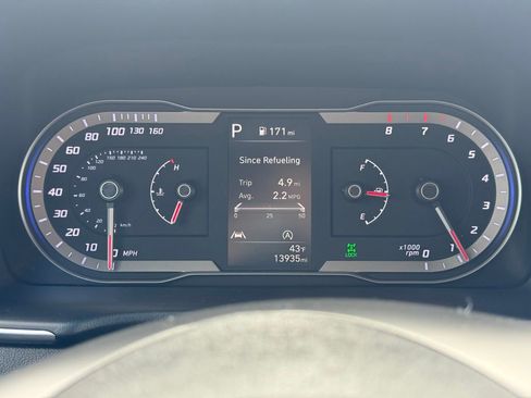 Used 2024 Hyundai Tucson SE image 12