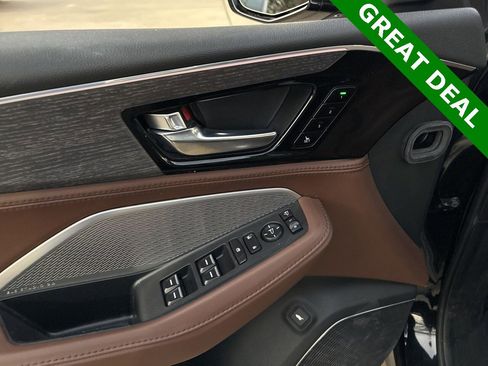 Used 2023 Acura MDX SH-AWD w/ Advance Package image 16