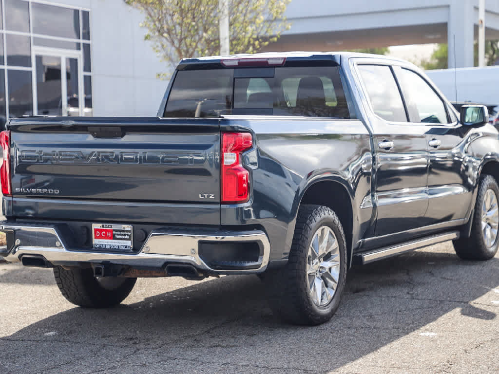 Used 2020 Chevrolet Silverado 1500 LTZ w/ LTZ Premium Package AWD/4WD image 45