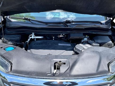 Used 2017 Honda Pilot EX-L image 32