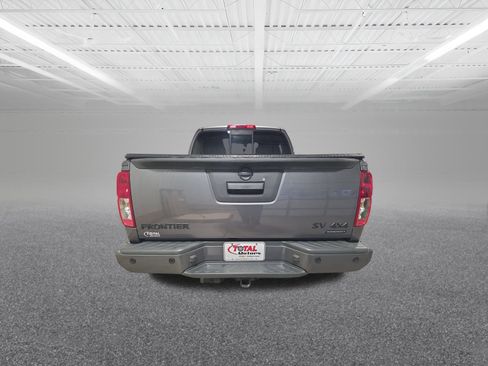 Used 2020 Nissan Frontier SV w/ Midnight Edition Floor Mats image 7