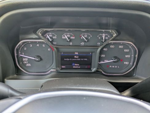 Used 2022 GMC Sierra 1500 Elevation w/ Preferred Package RWD image 25