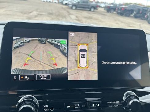 Certified 2024 Nissan Armada SL w/ Captain's Chairs Package image 15