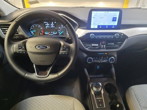 Used 2022 Ford Escape SE w/ SE Sport Appearance Package FWD image 22